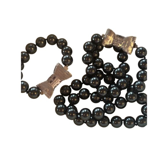 Kate Spade New York All Wrapped Up Pearl Necklace & Bracelet Set Silver Gray Bow - Picture 3 of 8